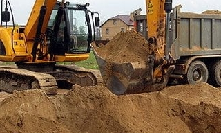 Выкопать яму экскаватором в Ханты-Мансийске от 933 руб. - 2Землекопа-Хнт