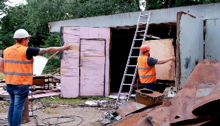 Демонтаж гаражей в Ханты-Мансийске, цена от 1762 руб. – услуги под ключ от 2Землекопа-Хнт