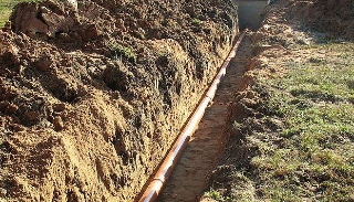 Копка траншей для водопровода в Ханты-Мансийске: цена за метр от 933 руб.